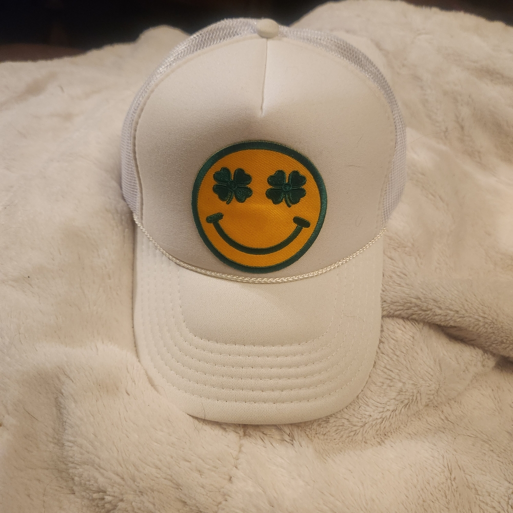 OTTO White and Yellow Smiley Trucker Hat BNWOT